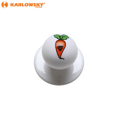 Buttons - carrot - white with carrot